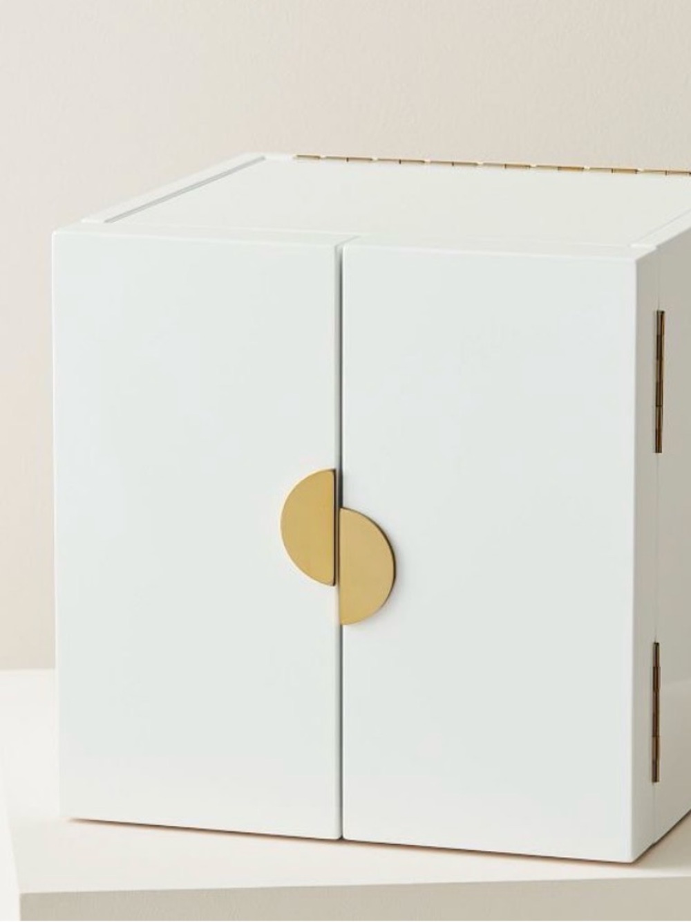 Modern White Lacquer Jewelry Box - Cube